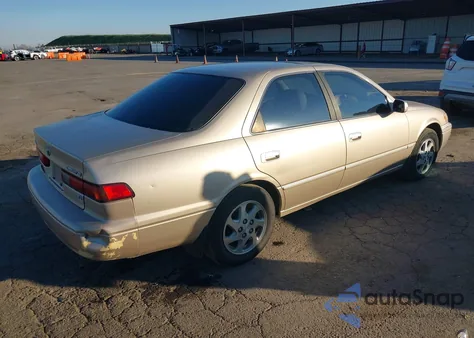 1998 Toyota Camry Xle V6 z USA, uszkodzony, nr VIN JT2BF28K9W0127355